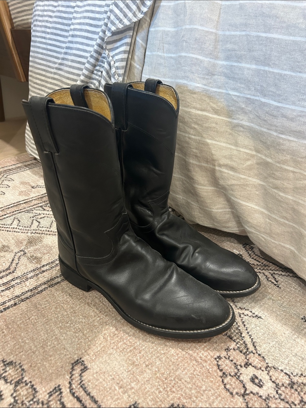 Justin Boots Black Leather Western Pull-On Cowboy Boots - Classic Smooth Style